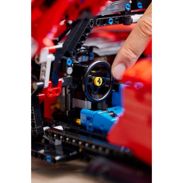 LEGO Technic Ferrari Daytona