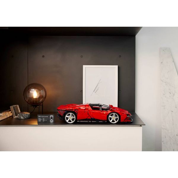 LEGO Technic Ferrari Daytona