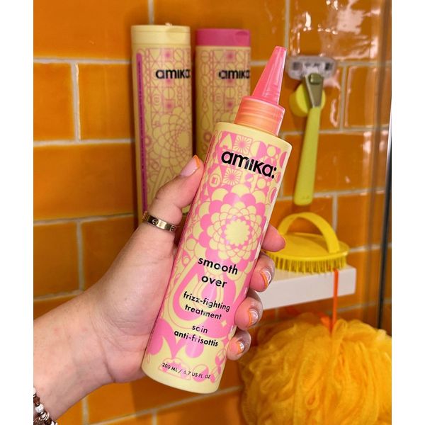 Amika Smooth Over Frizz Fighting Treatment Mask